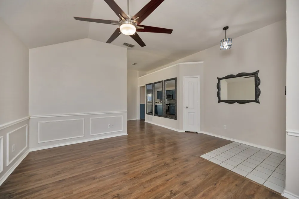 4220 Maryanne Place Haltom City, TX 76137