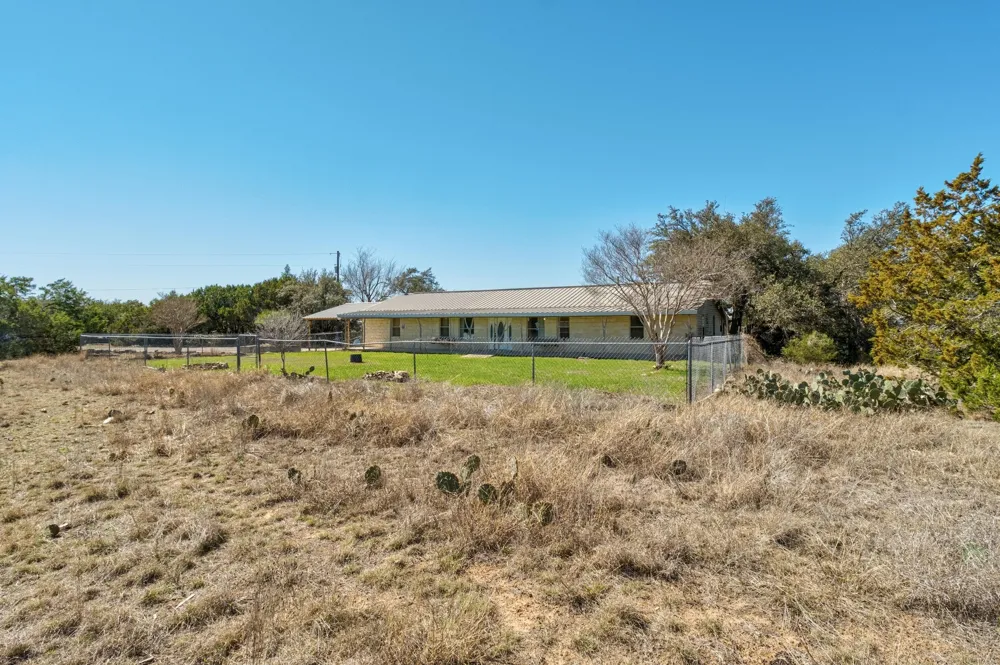 1802 Overland Stage Road Dripping Springs, TX 78620