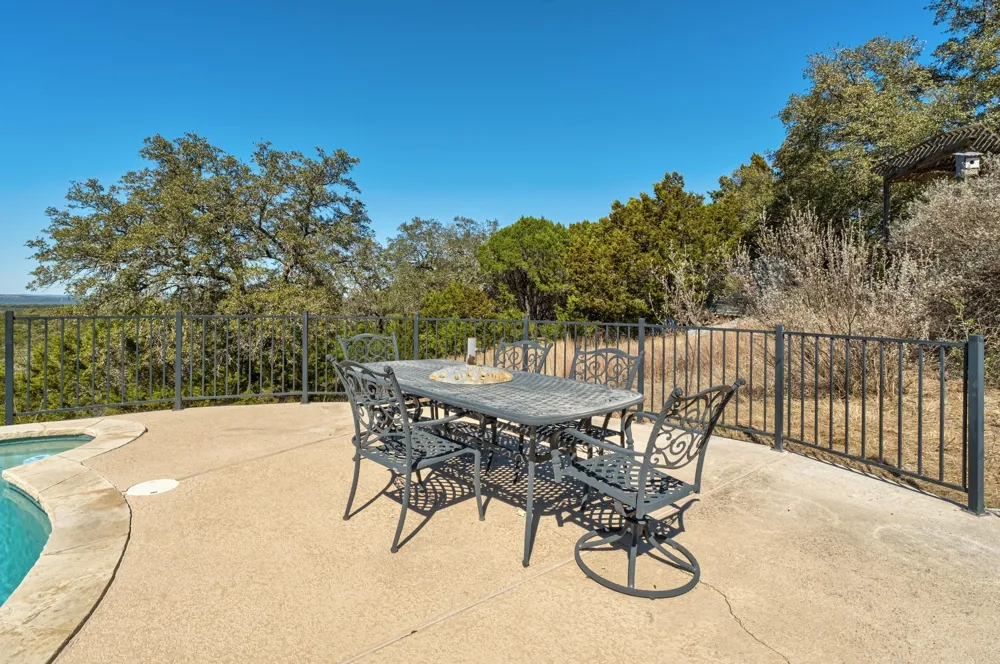 1802 Overland Stage Road Dripping Springs, TX 78620
