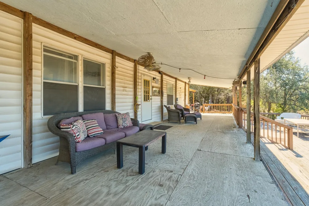 1802 Overland Stage Road Dripping Springs, TX 78620
