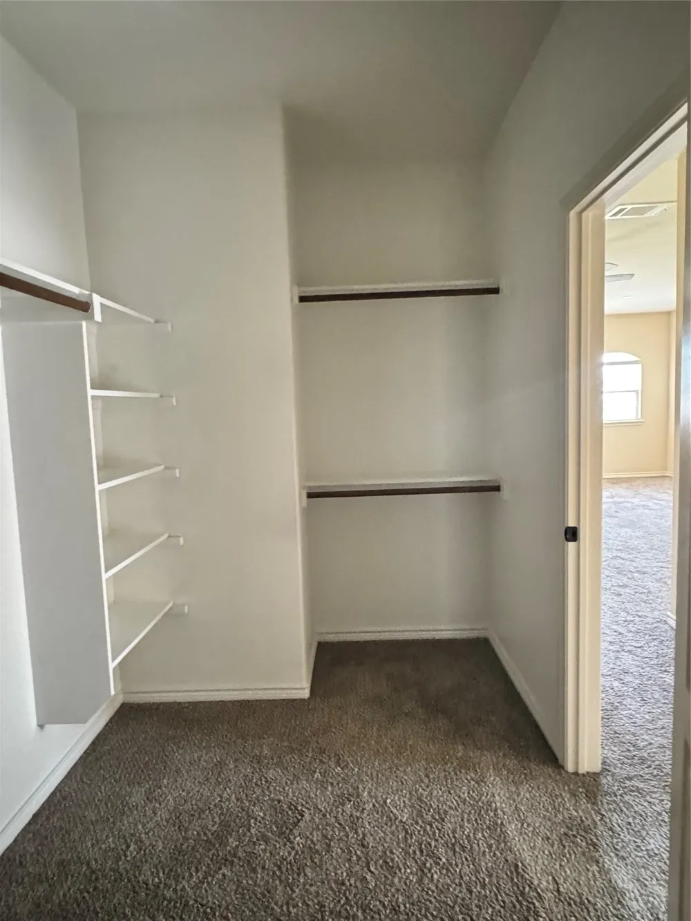 4249 Indian Run Drive Carrollton, TX 75010