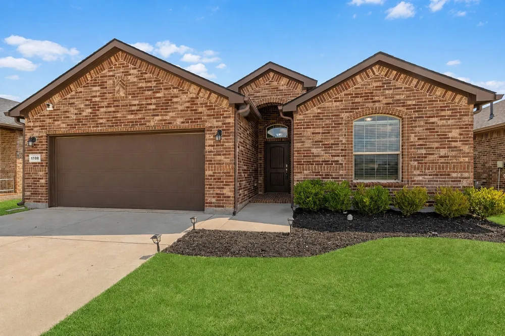 1108 Lakin Road Fort Worth, TX 76177