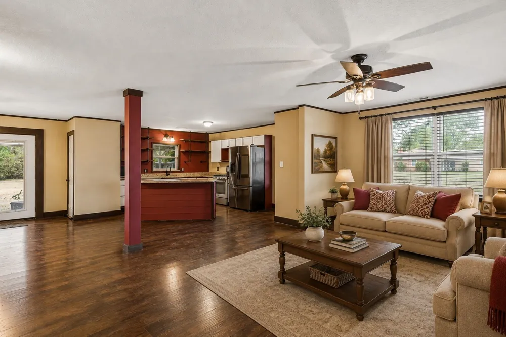 416 S Harrison Street Pilot Point, TX 76258