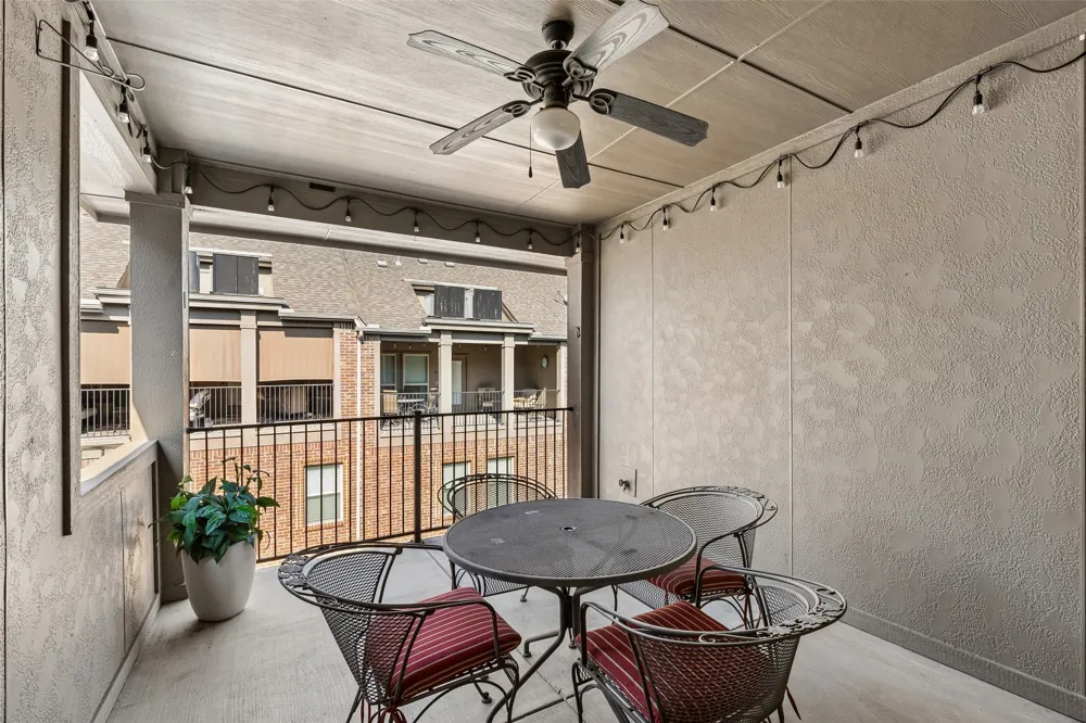 4237 Riverview Drive Carrollton, TX 75010