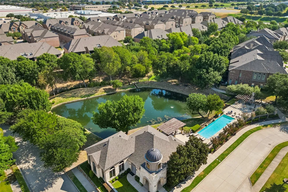 4237 Riverview Drive Carrollton, TX 75010