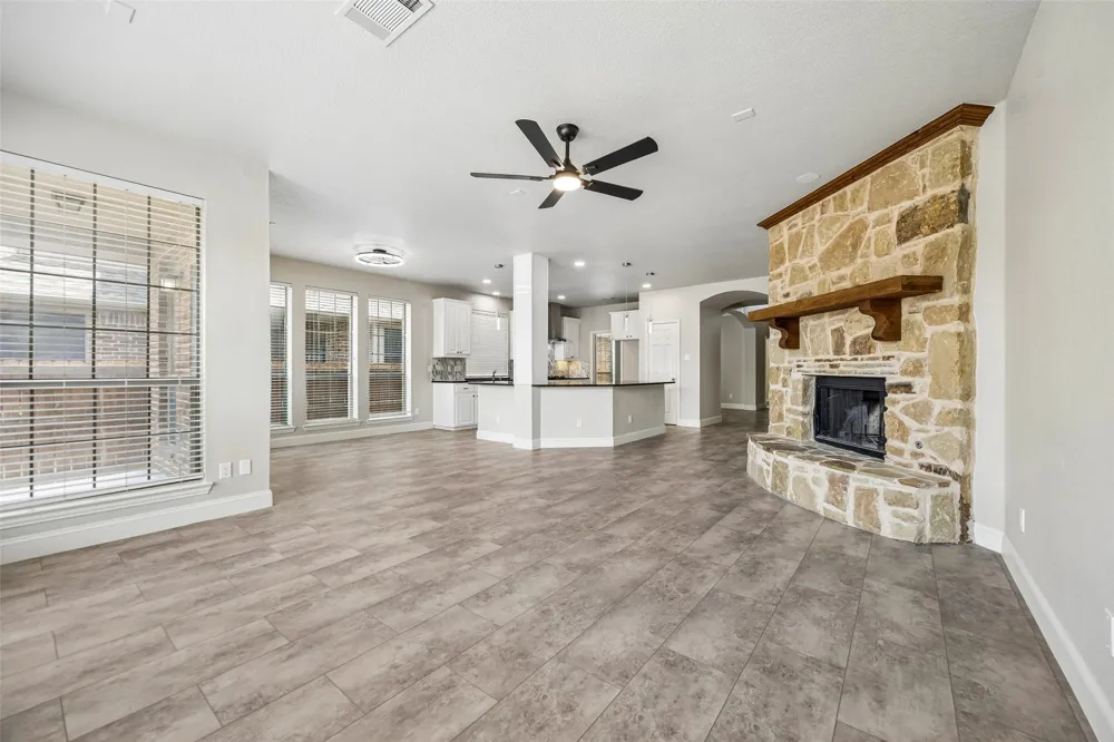 6412 Falcon Ridge Lane McKinney, TX 75071