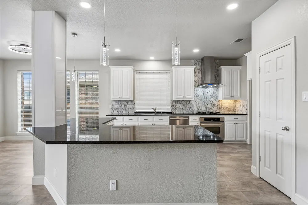 6412 Falcon Ridge Lane McKinney, TX 75071