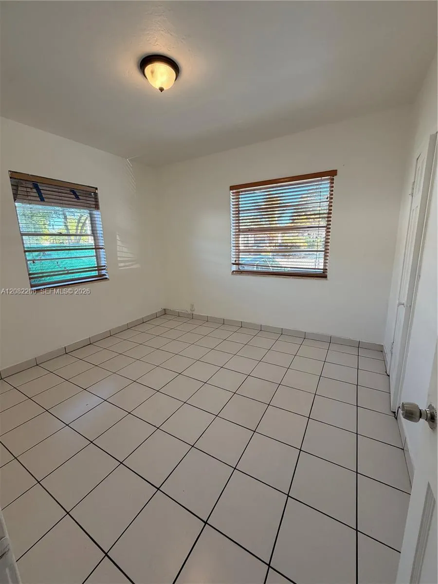 2395 SW 2nd St #2395 Miami, FL 33135