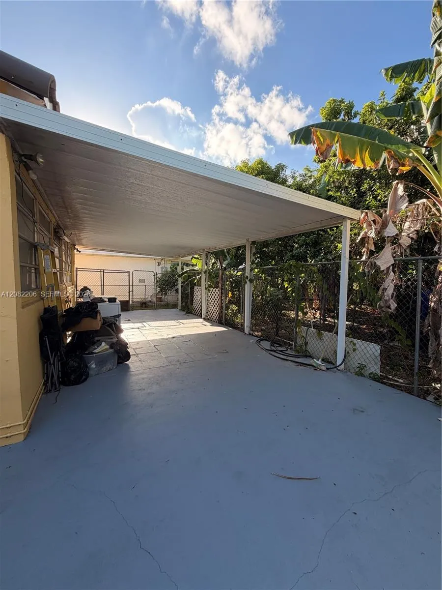 2395 SW 2nd St #2395 Miami, FL 33135