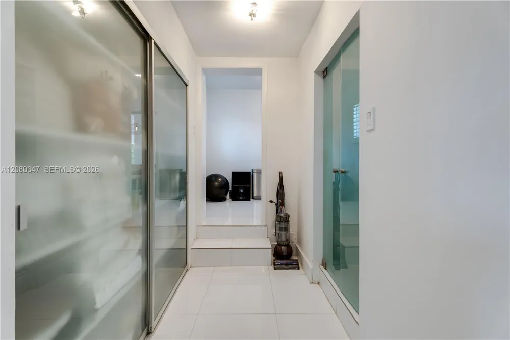 7501 W Adventure Ave North Bay Village, FL 33141