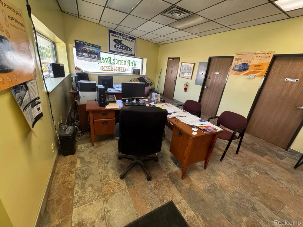 366 GRATIOT AVENUE #NB Clinton Charter Township, MI 48036