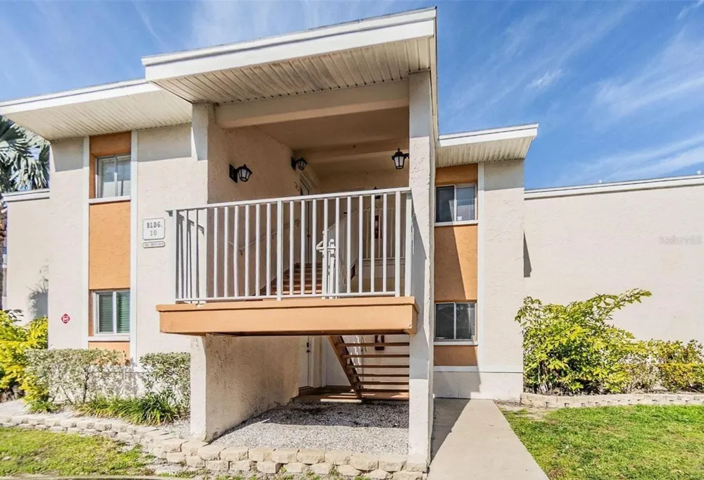 621 99TH AVENUE #104 St Petersburg, FL 33702