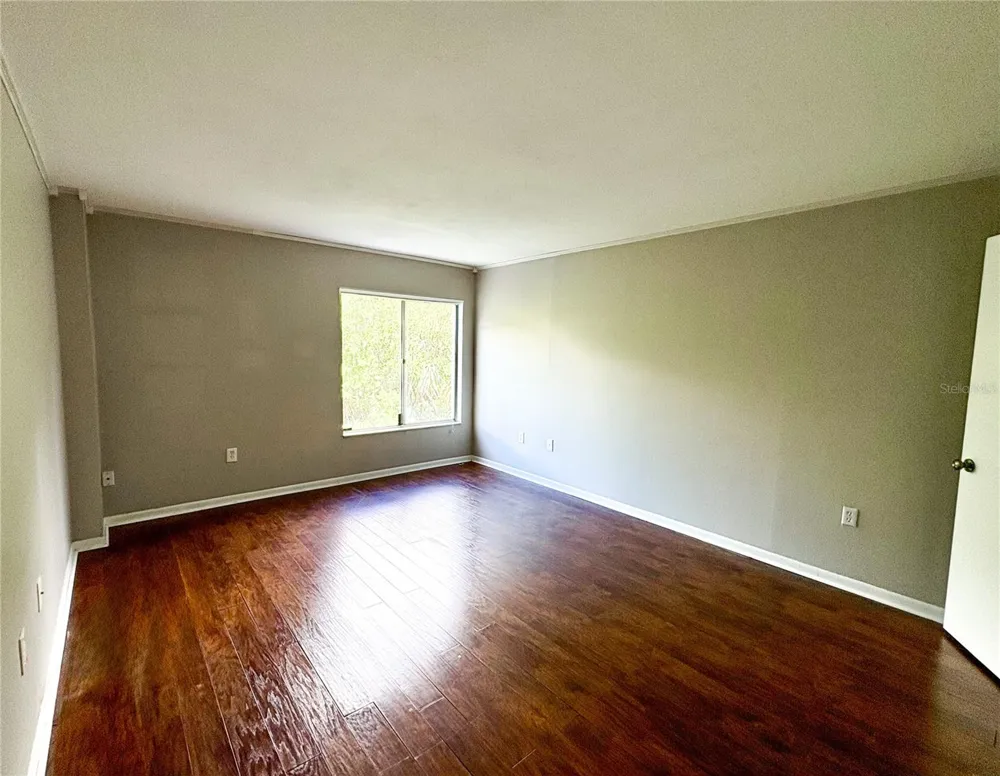621 99TH AVENUE #104 St Petersburg, FL 33702