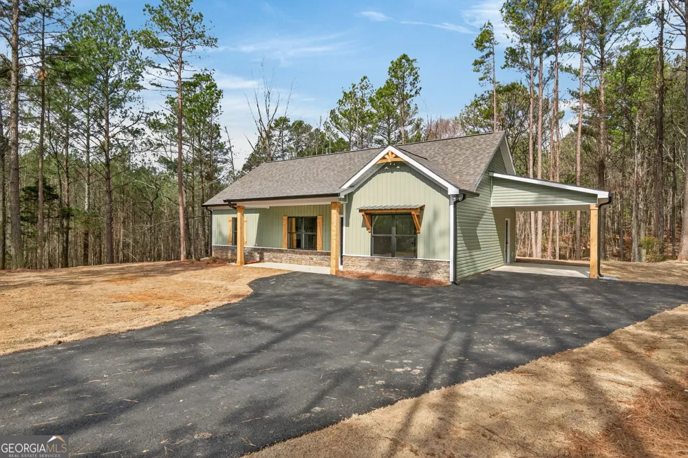 781 Old Brock RD Rockmart, GA 30153