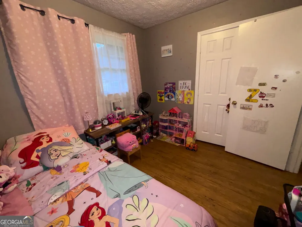 121 E Richardson ST Oxford, GA 30054