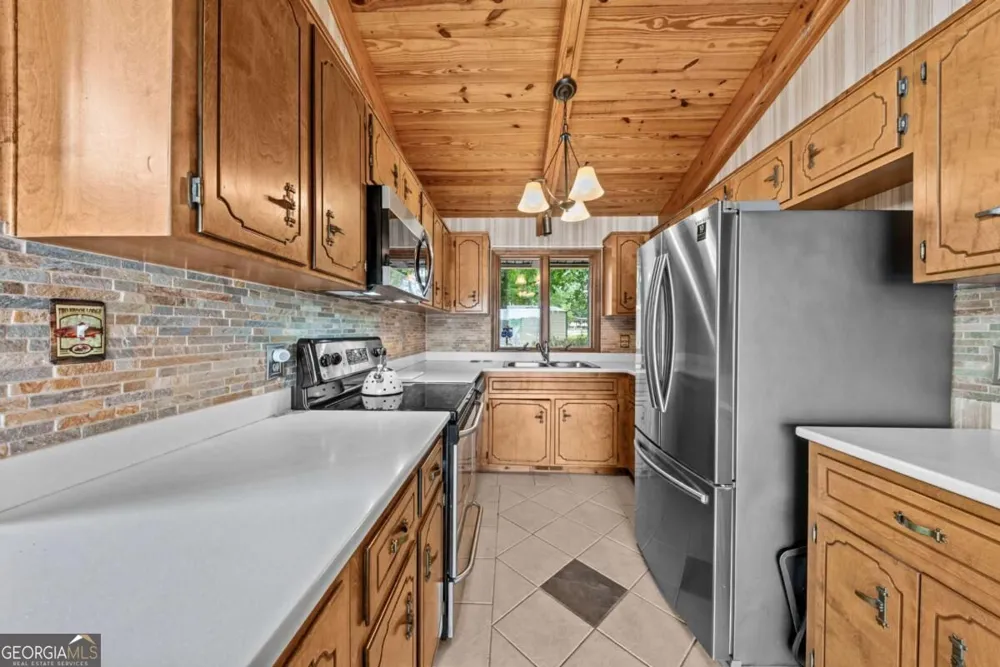 126 Bourbon PT Eatonton, GA 31024