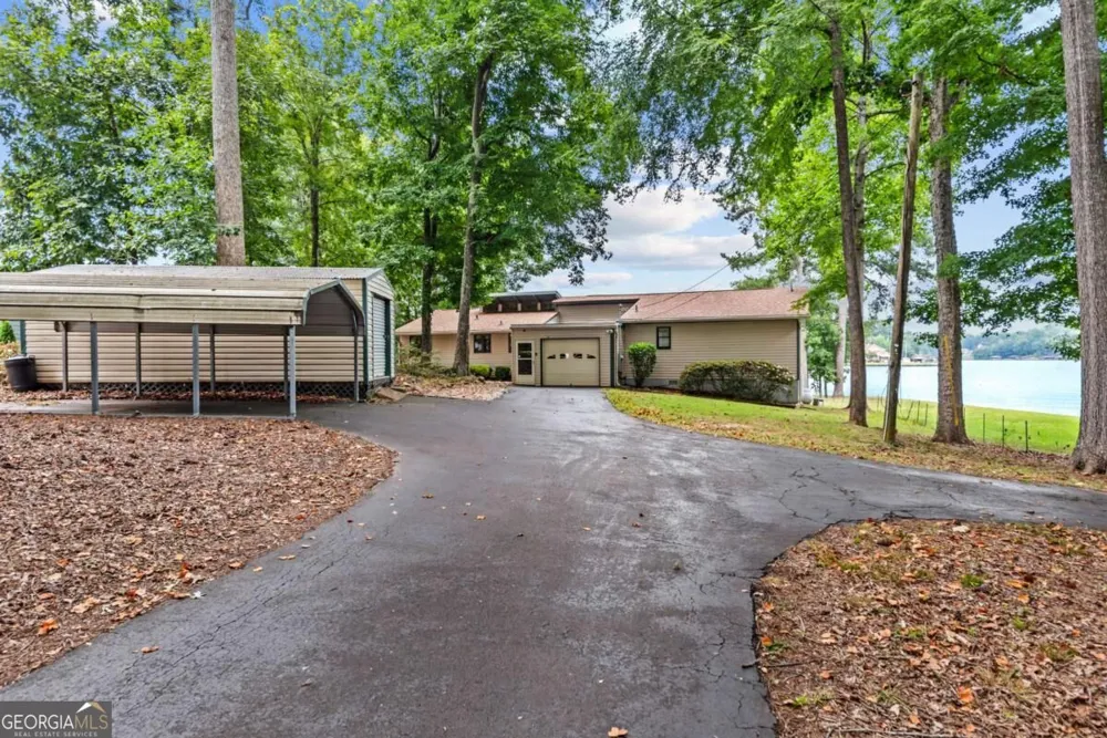 126 Bourbon PT Eatonton, GA 31024