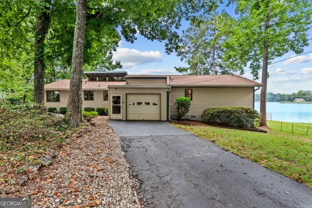 126 Bourbon PT Eatonton, GA 31024