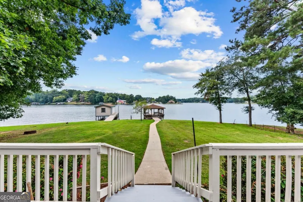 126 Bourbon PT Eatonton, GA 31024