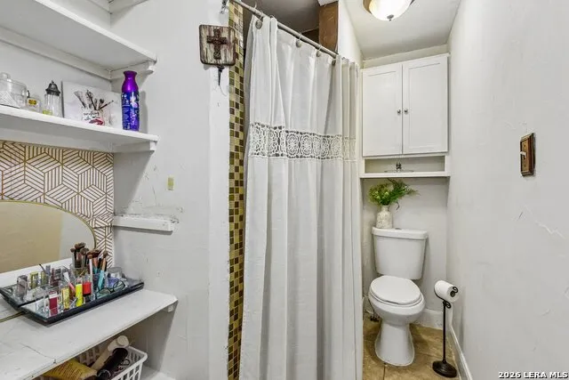 8101 & 8103 Janda Susan Rd San Antonio, TX 78209