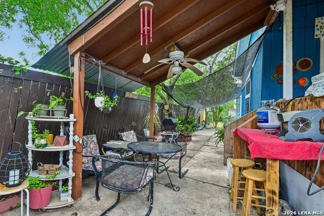 8101 & 8103 Janda Susan Rd San Antonio, TX 78209