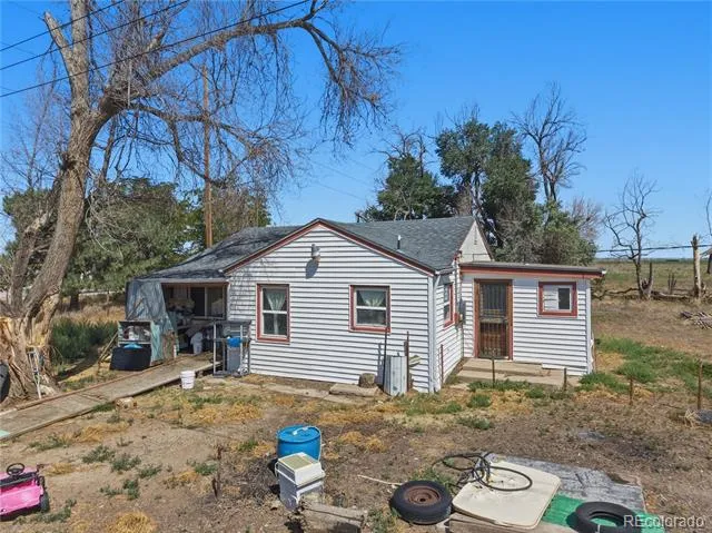 11822 County Road 49 Hudson, CO 80642