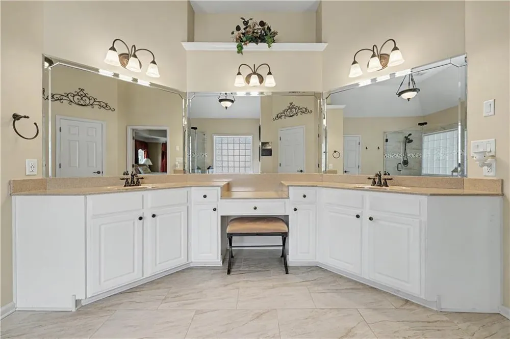 4030 Greenside Court Dacula, GA 30019