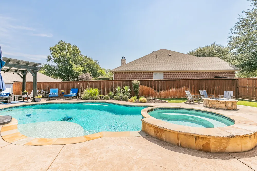 8328 Asta Court Benbrook, TX 76126