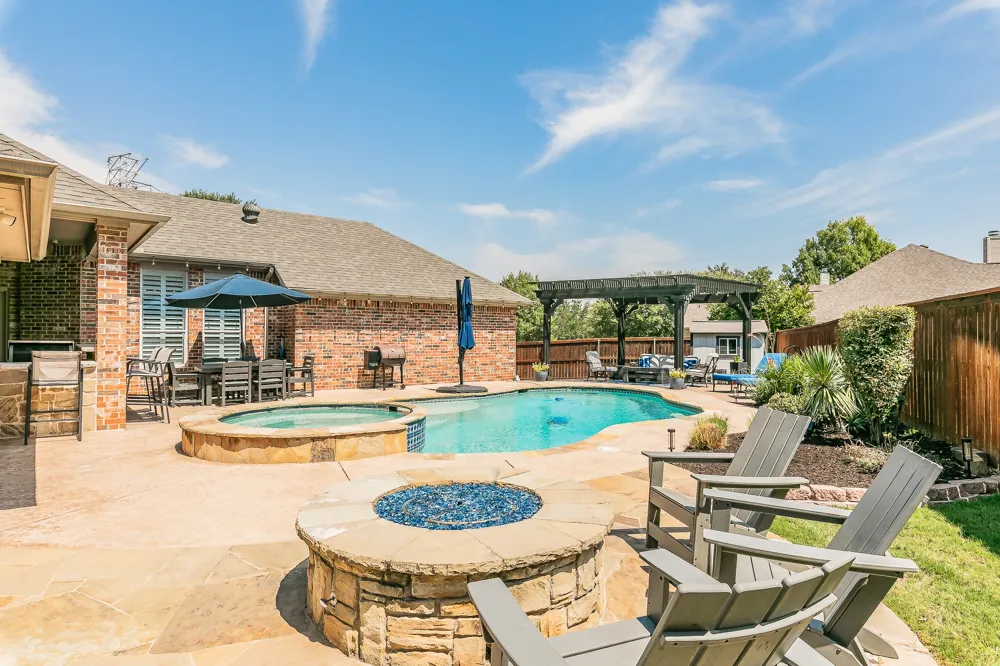 8328 Asta Court Benbrook, TX 76126