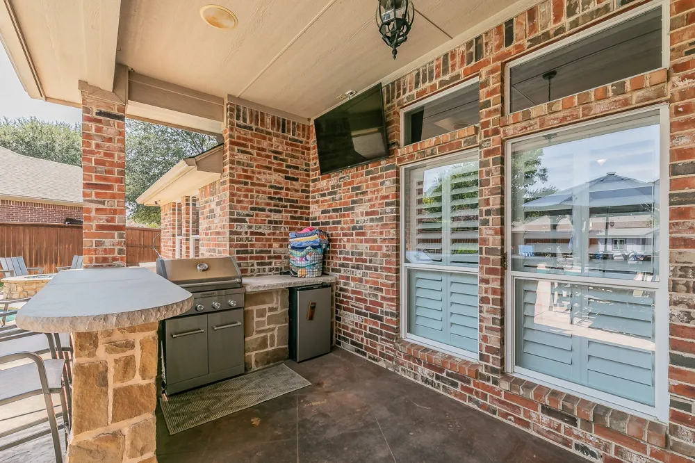 8328 Asta Court Benbrook, TX 76126