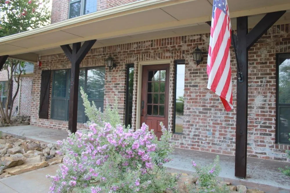 197 E Bay Drive Bridgeport, TX 76426