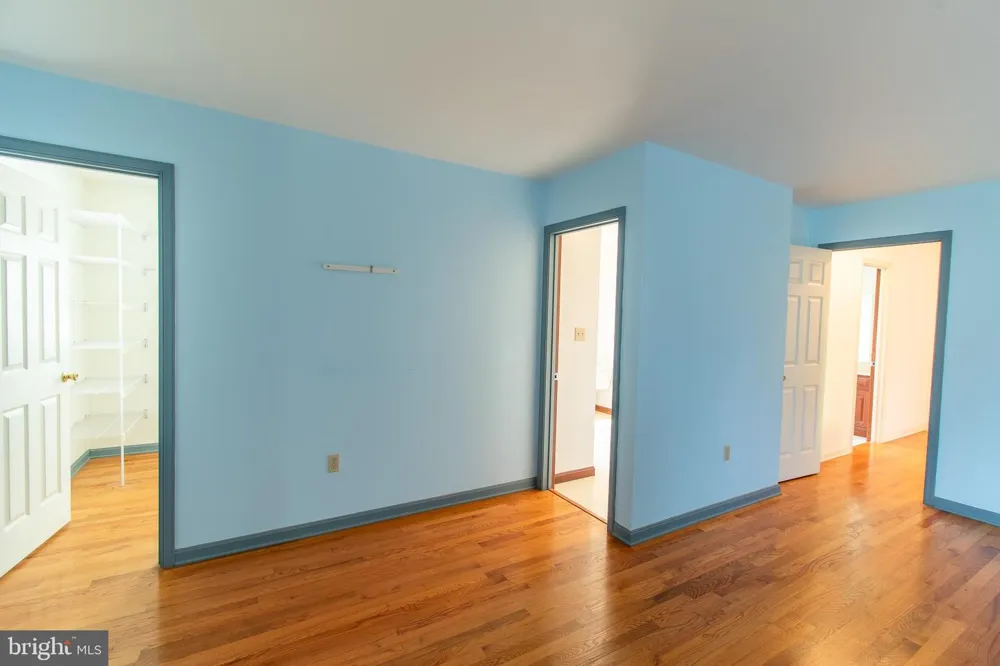 6253 MIDDLE POINT ROAD Neavitt, MD 21652