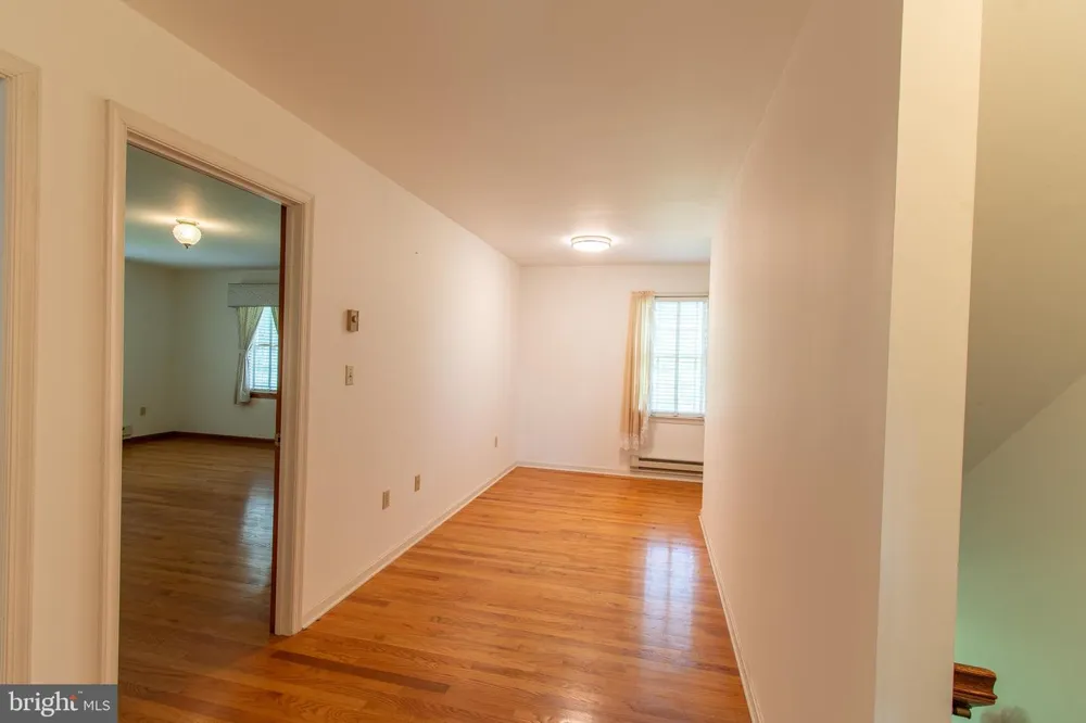 6253 MIDDLE POINT ROAD Neavitt, MD 21652
