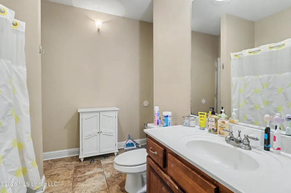 32 Paper Shell Road Carriere, MS 39426