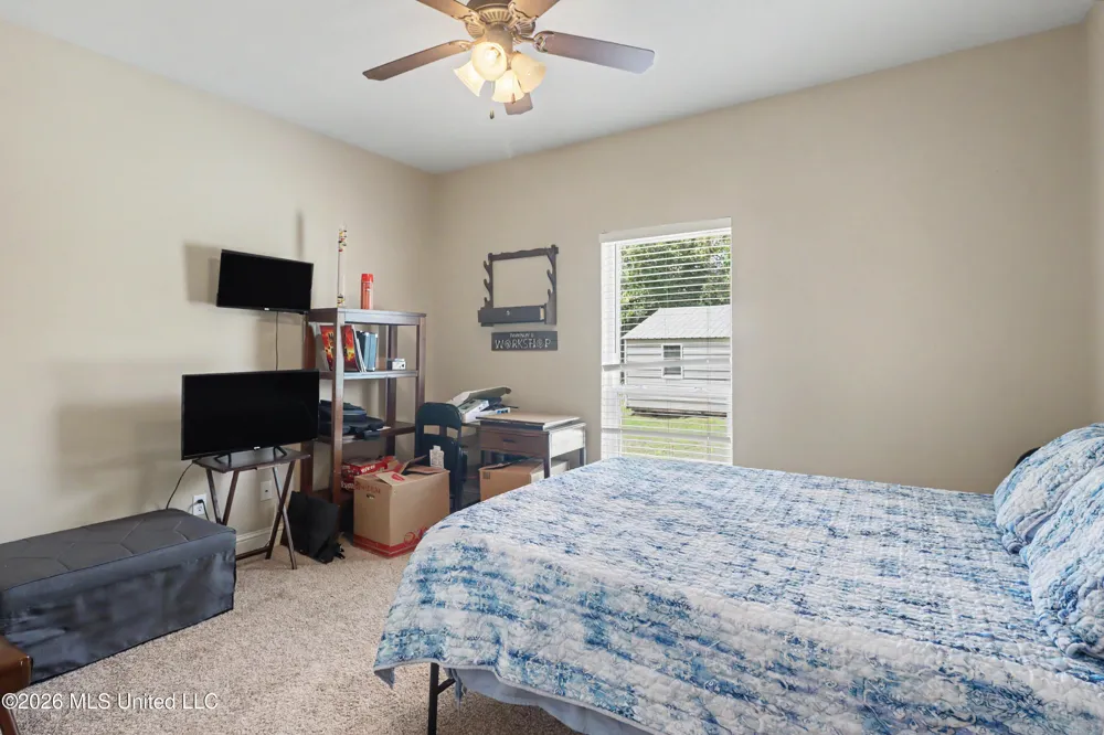 32 Paper Shell Road Carriere, MS 39426
