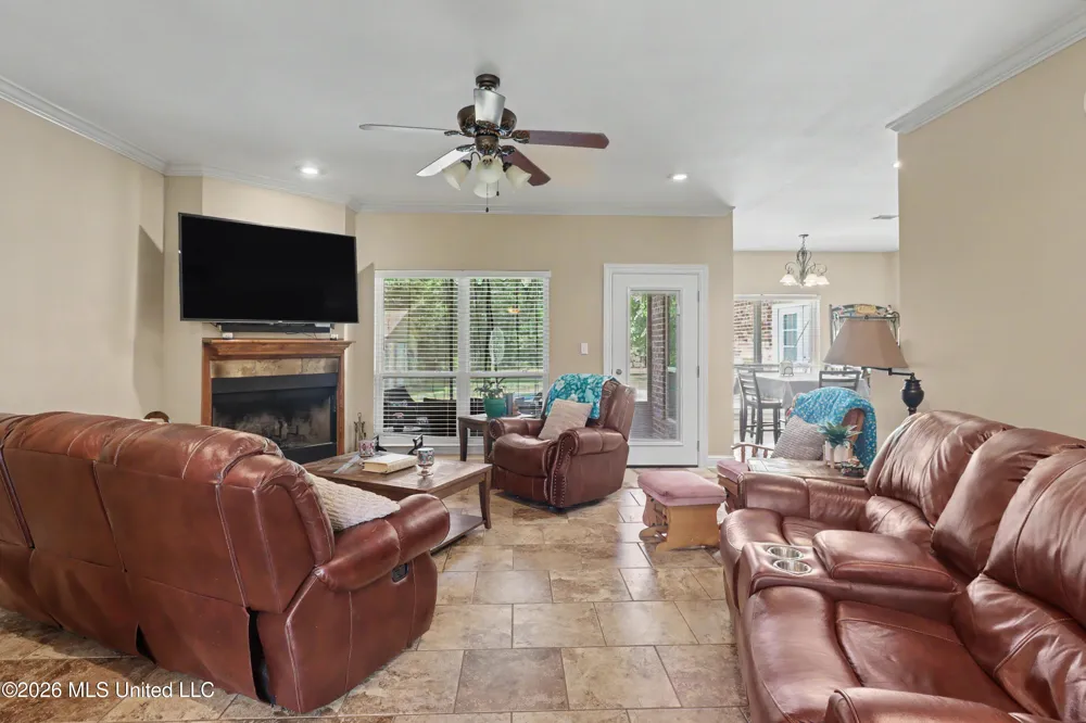 32 Paper Shell Road Carriere, MS 39426