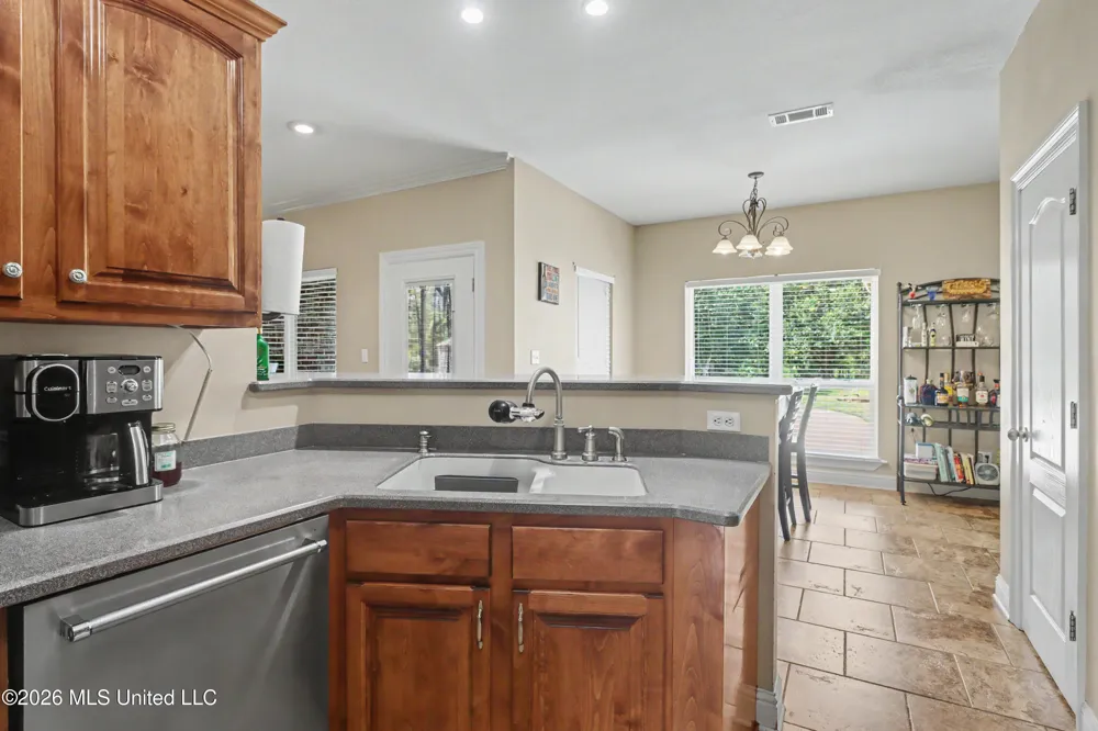 32 Paper Shell Road Carriere, MS 39426