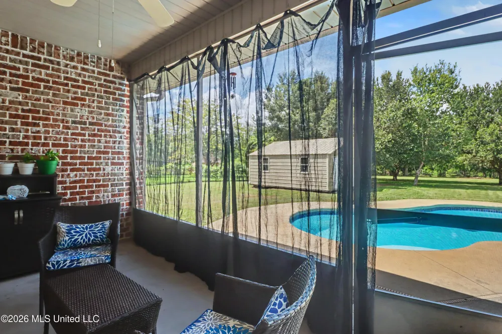 32 Paper Shell Road Carriere, MS 39426