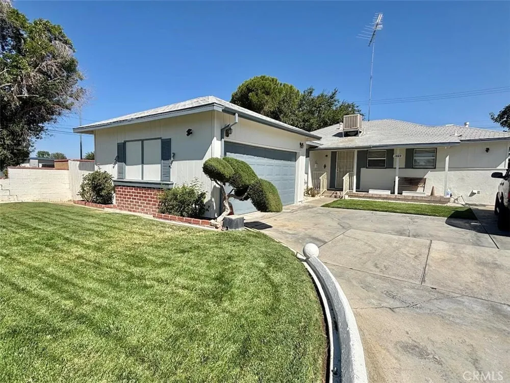 1469 Boyden Lancaster, CA 93534