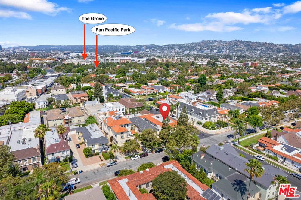 201 S Poinsettia Place #A Los Angeles, CA 90036