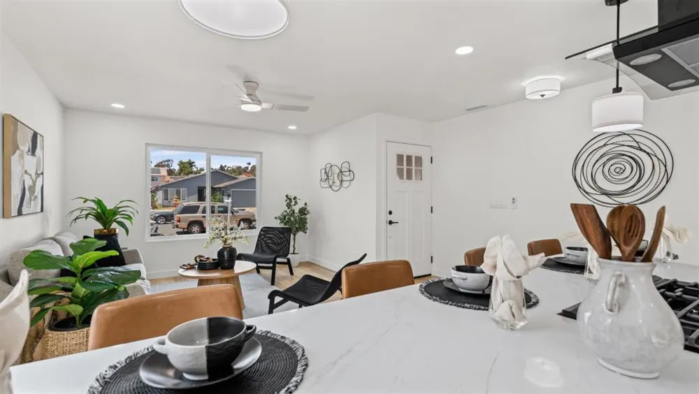 129 Diza Road San Ysidro, CA 92173