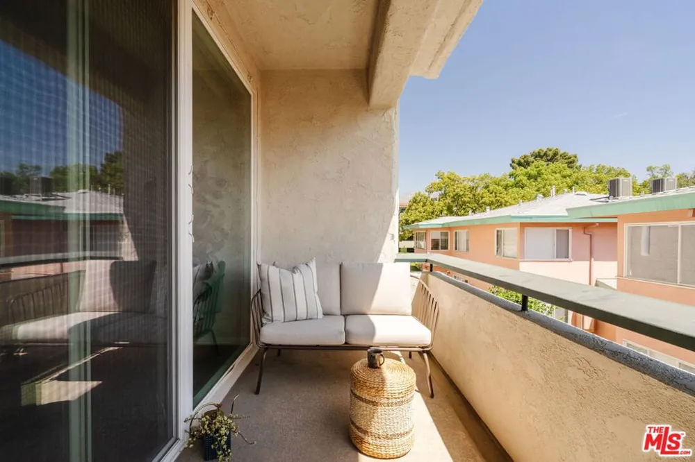 960 San Pasqual Street #203 Pasadena, CA 91106