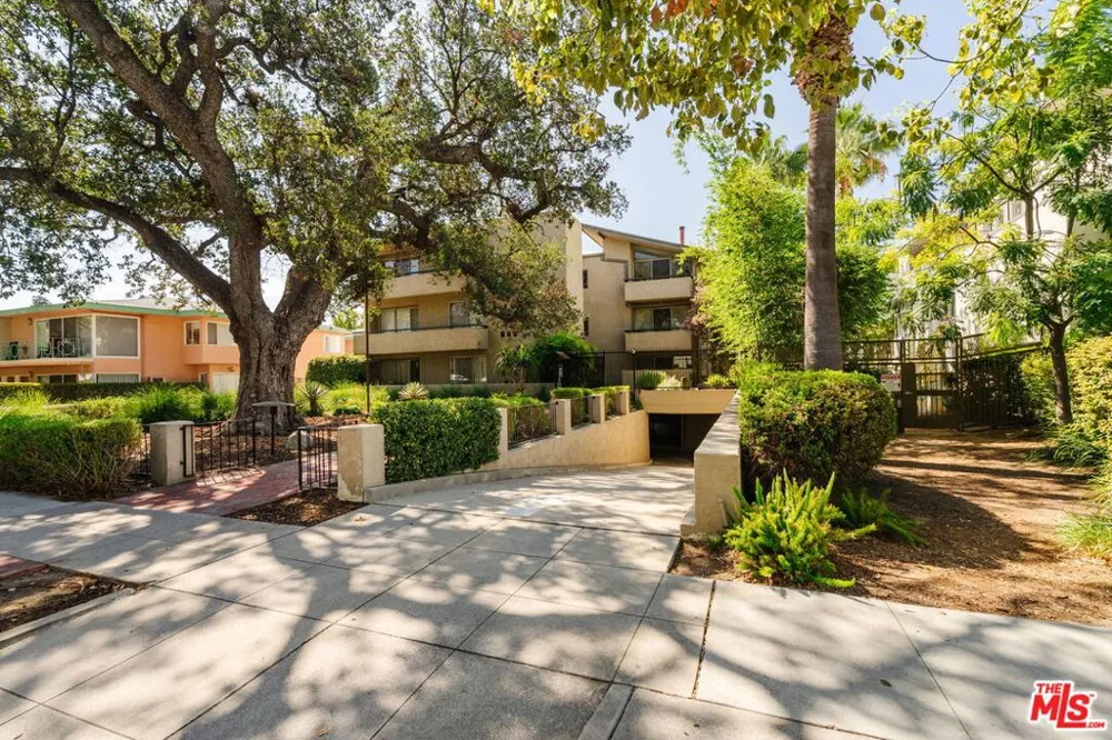 960 San Pasqual Street #203 Pasadena, CA 91106