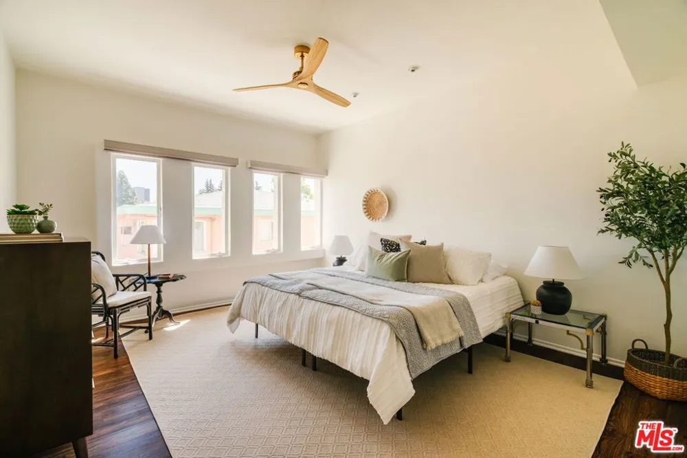 960 San Pasqual Street #203 Pasadena, CA 91106