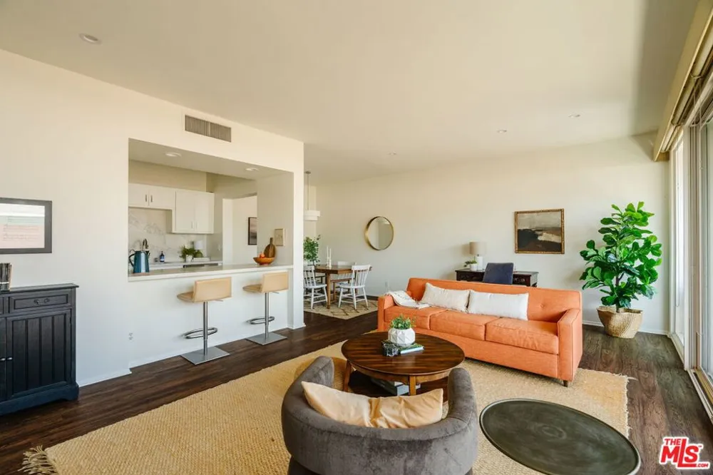960 San Pasqual Street #203 Pasadena, CA 91106