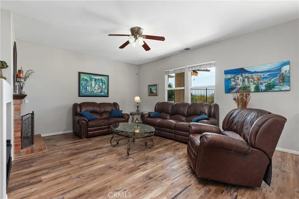 29944 Shadow Place Castaic, CA 91384