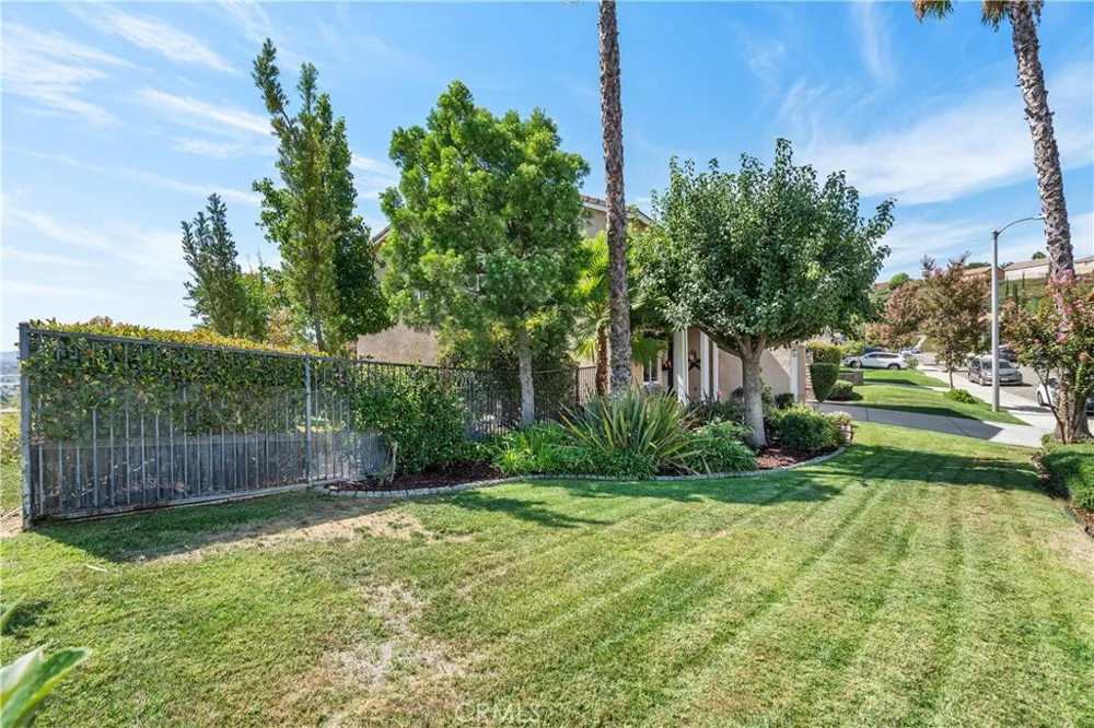 29944 Shadow Place Castaic, CA 91384
