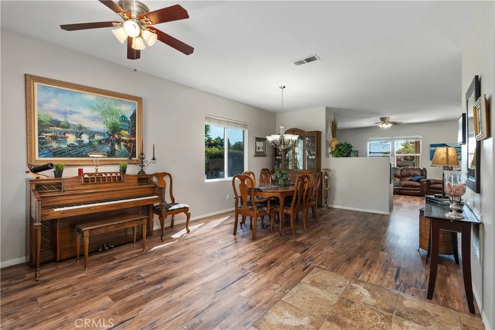 29944 Shadow Place Castaic, CA 91384