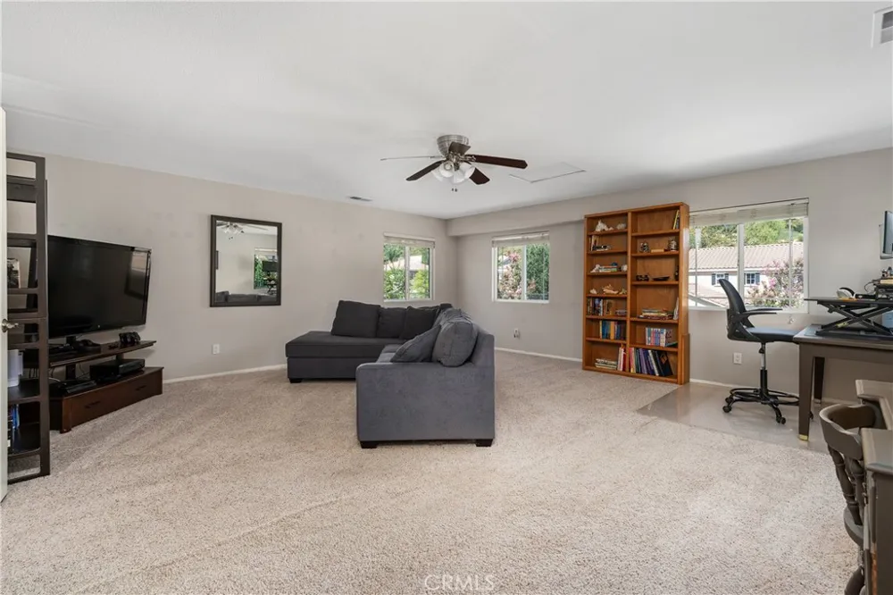 29944 Shadow Place Castaic, CA 91384