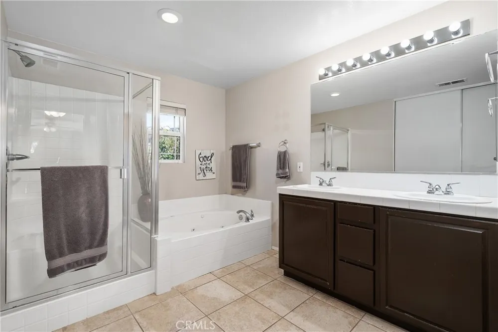 29944 Shadow Place Castaic, CA 91384